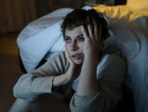 7 Kebiasaan yang Merusak Kualitas Tidur Malam dan Cara Mengatasinya Secara Alami