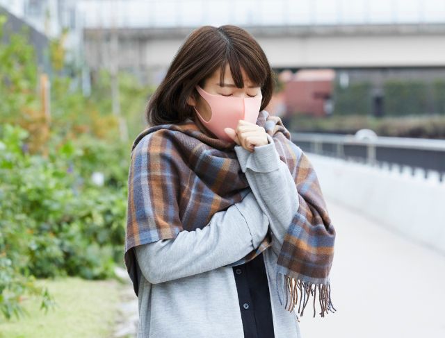 Memilih Obat Batuk Berdahak dan Batuk Kering yang Tepat