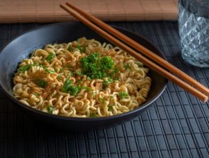 Bahaya Mie Instan Meski Rendah Kalori