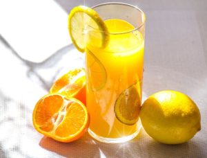 Fakta Mengejutkan Minum Es Jeruk Setiap Hari untuk Kesehatan Tubuh