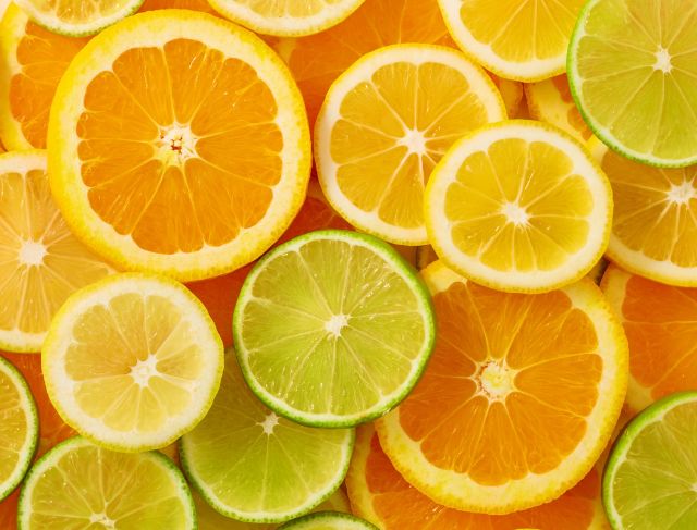 5 Makanan Terbaik untuk Menyeimbangkan Hormon Wanita Secara Alami
