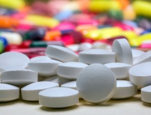 10 Tips Aman Minum Obat yang Perlu Diperhatikan Sebelum Mengonsumsi Obat